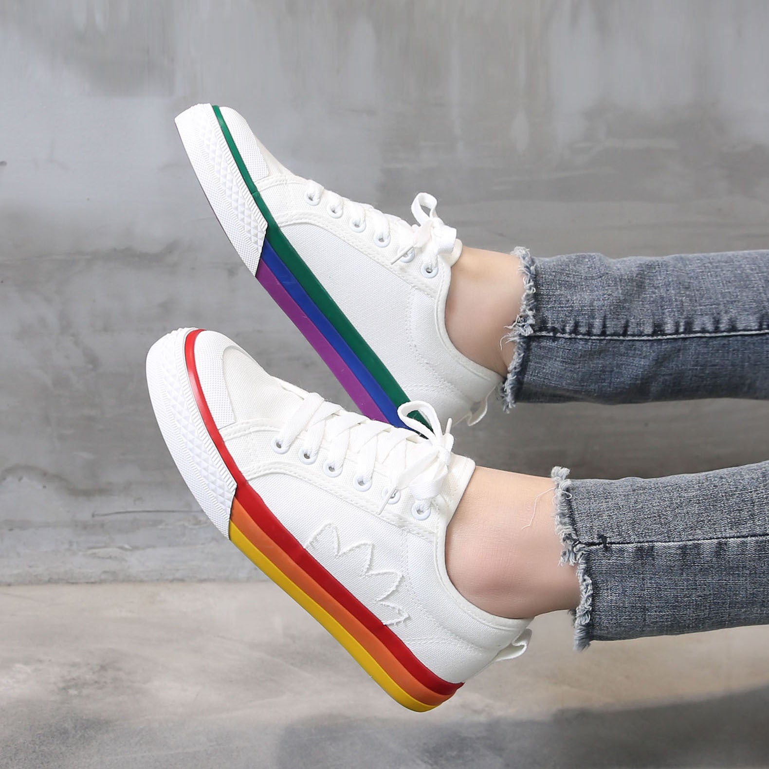 Clover Casual Sneaker