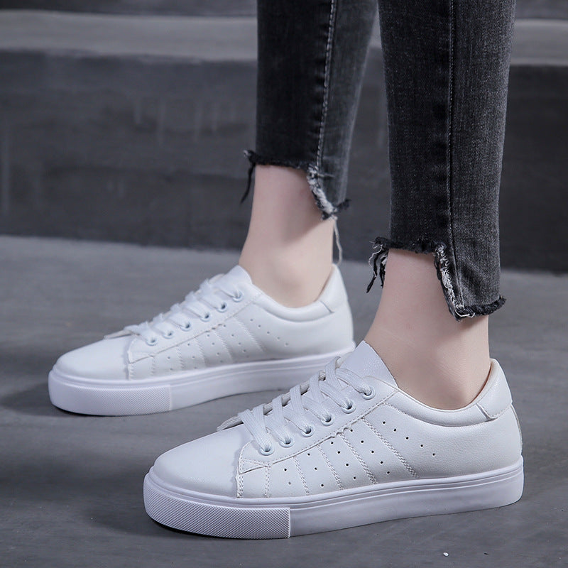 White Sneakers - Trendy & Versatile