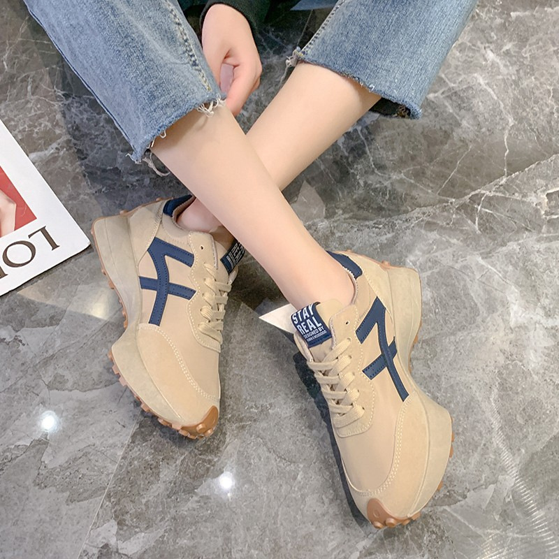 Casual Sneakers