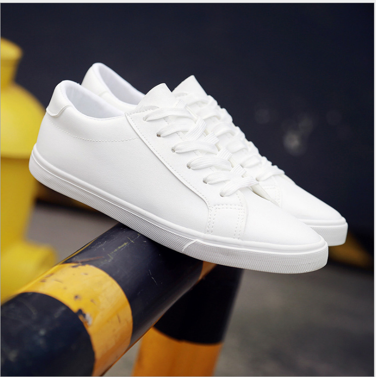 Flat Sneakers B&W